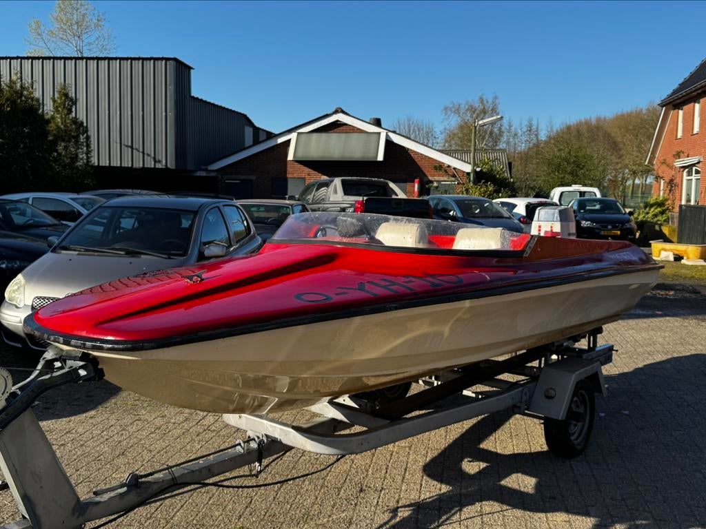 Snelle shakespeare clubman speedboot 65PK kanteltrailer, Watersport en Boten, Speedboten, Zo goed als nieuw, 3 tot 6 meter, Benzine