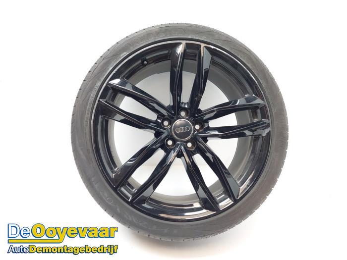 Velg + Band van een Audi A6 (A6 11-), Gebruikt, -, -, Ophalen of Verzenden