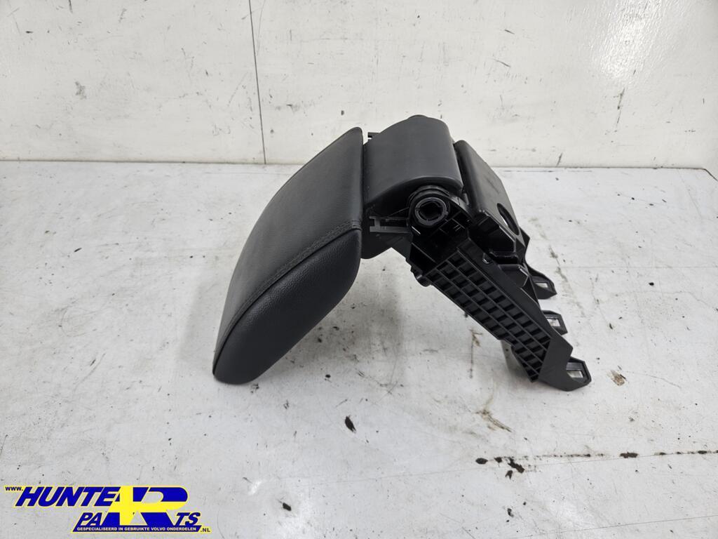 Armleuning midden Volvo V60/S60 ('10-'18) 39823171, Gebruikt, Ophalen of Verzenden, Volvo, Volvo