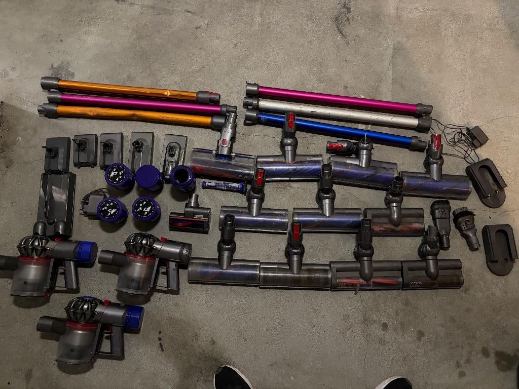 Dyson onderdelen & accessoires, Witgoed en Apparatuur, Stofzuigers, Ophalen of Verzenden, Gebruikt, Reservoir, Minder dan 1200 watt
