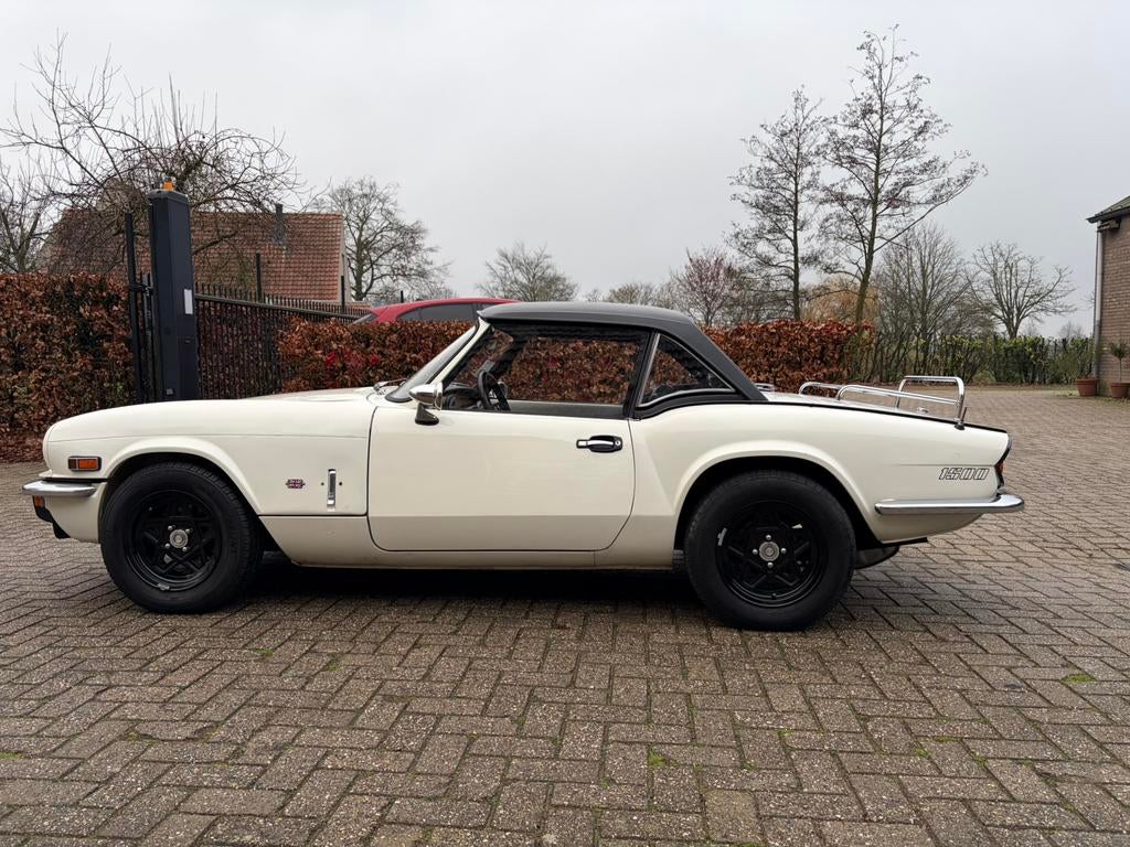 Triumph Spitfire 1500, Zwart, 4 cilinders, Cabriolet, Wit