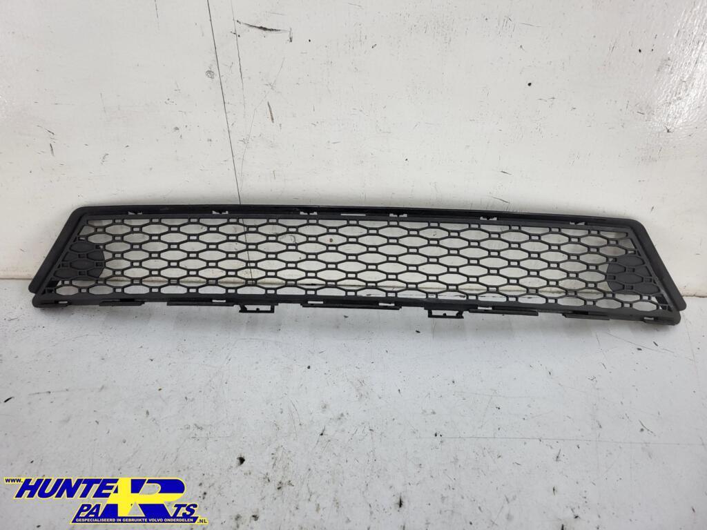 Bumperrooster V Volvo XC70 III ('07-'17) 30744523, Gebruikt, Ophalen of Verzenden, Volvo