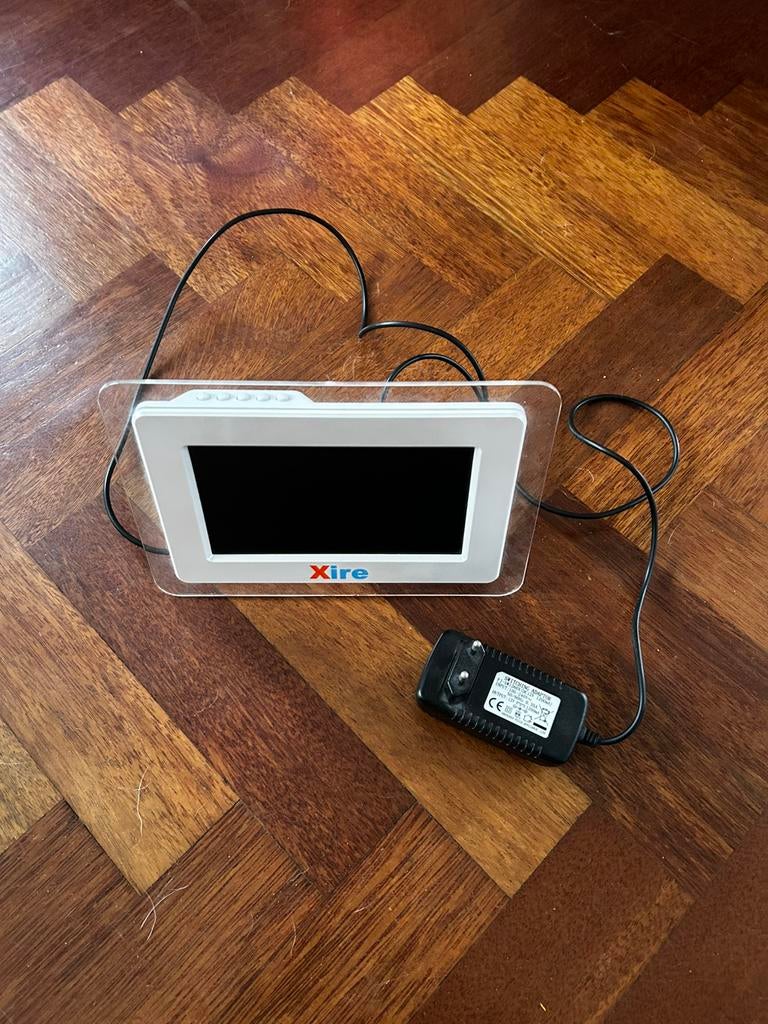 Digitale fotolijst Lenco, Audio, Tv en Foto, Fotografie | Digitale fotolijsten, Accu, Zo goed als nieuw, Kleiner dan 8 inch, 1 tot 2 GB