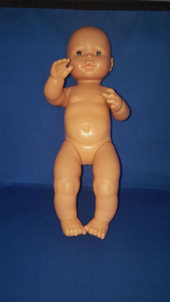 Famosa pop A4-96, in mooie conditie, 38cm. 1A21, Verzamelen, Poppen, Tweedehands verkoop, Tweedehands verkoop, Gebruikt, Ophalen of Verzenden