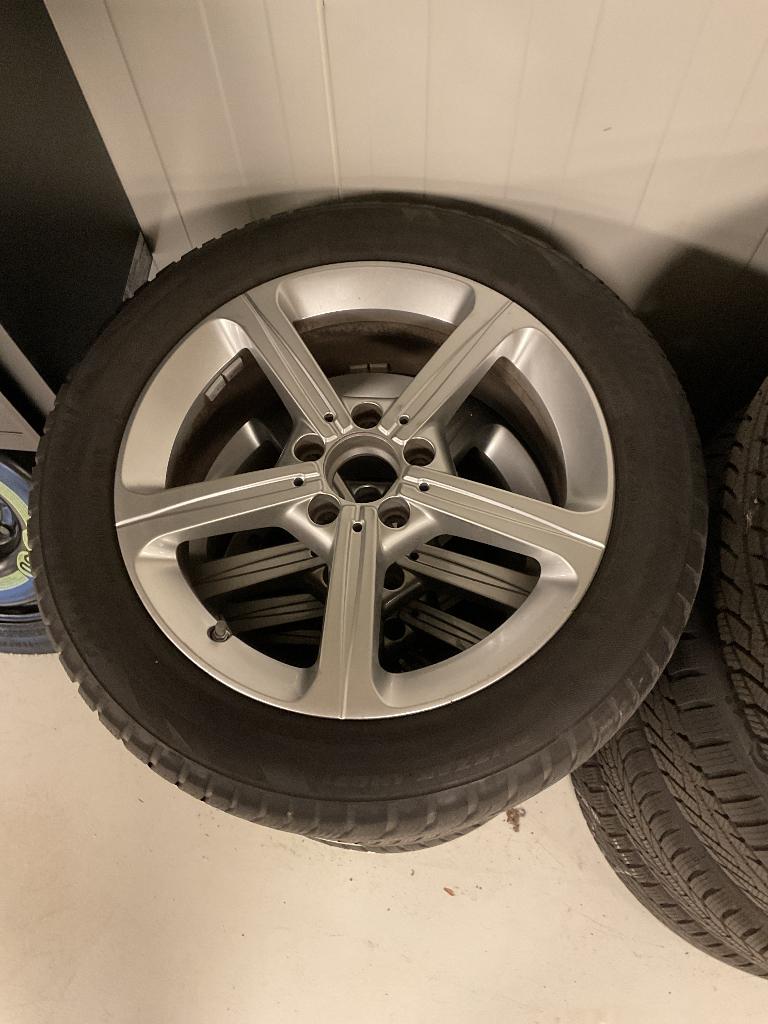 LM Velgen Mercedes-Benz A B CLA vanaf 2019, Ophalen, Gebruikt, Banden en Velgen, 17 inch
