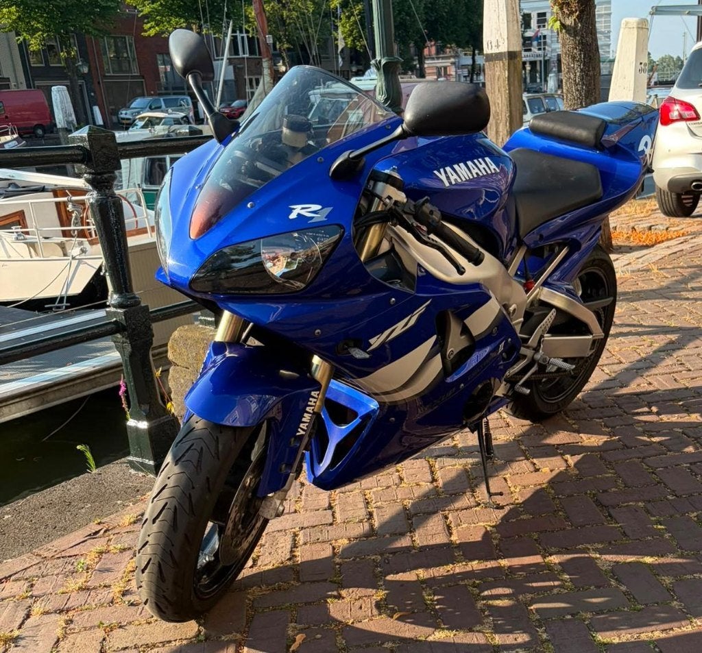 Yamaha YZF R1, Ophalen