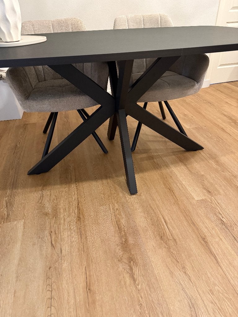 Foto 13 van Deens ovale spinpoot eettafel lengte 1.60  2.10 en 2.40