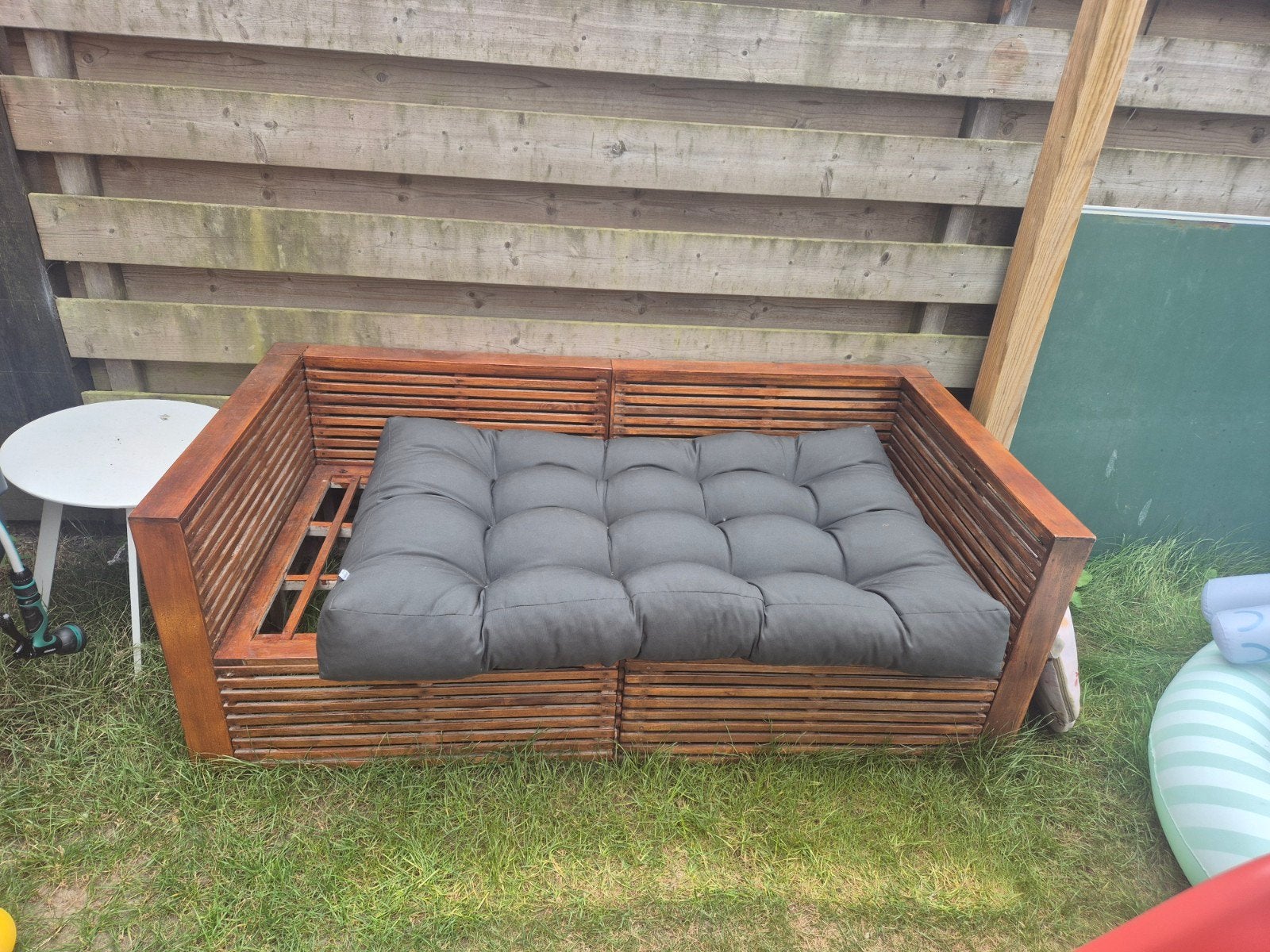 Houten loungebank met kussen voor buiten, Tuin en Terras, Ophalen, Gebruikt, Hout