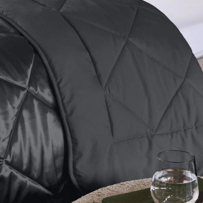 Zelesta Glans Beauty  dekbed 140x200  Zwart 33,00 incl verz, Ademend, Eenpersoons, Zwart, Nieuw