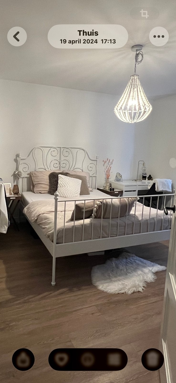 Wit stalen bed, inclusief kussens, matrassen en dekbed!, Huis en Inrichting, Slaapkamer | Bedden, Ophalen, Wit, Tweepersoons, Zo goed als nieuw