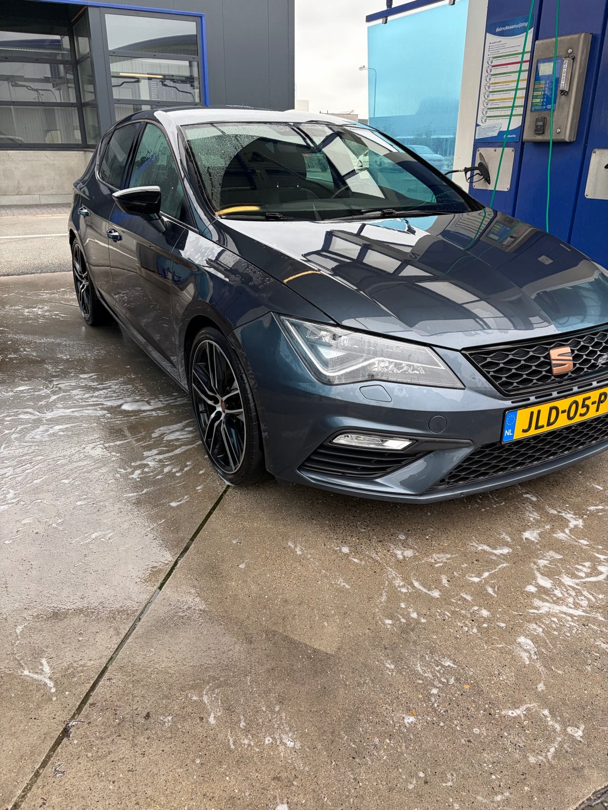 Seat Leon 2.0 TSI 290PK Dsg-7 2019 Grijs Virtual Cockpit, 710 kg, Zwart, 4 cilinders, 1984 cc