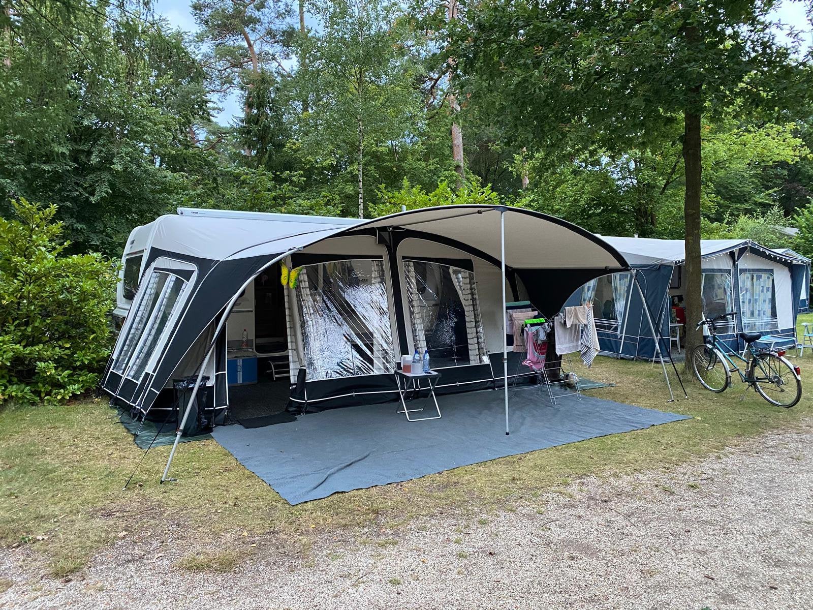 Unico Milaan 280 voortent met luifel maat 12, Ophalen, Zo goed als nieuw
