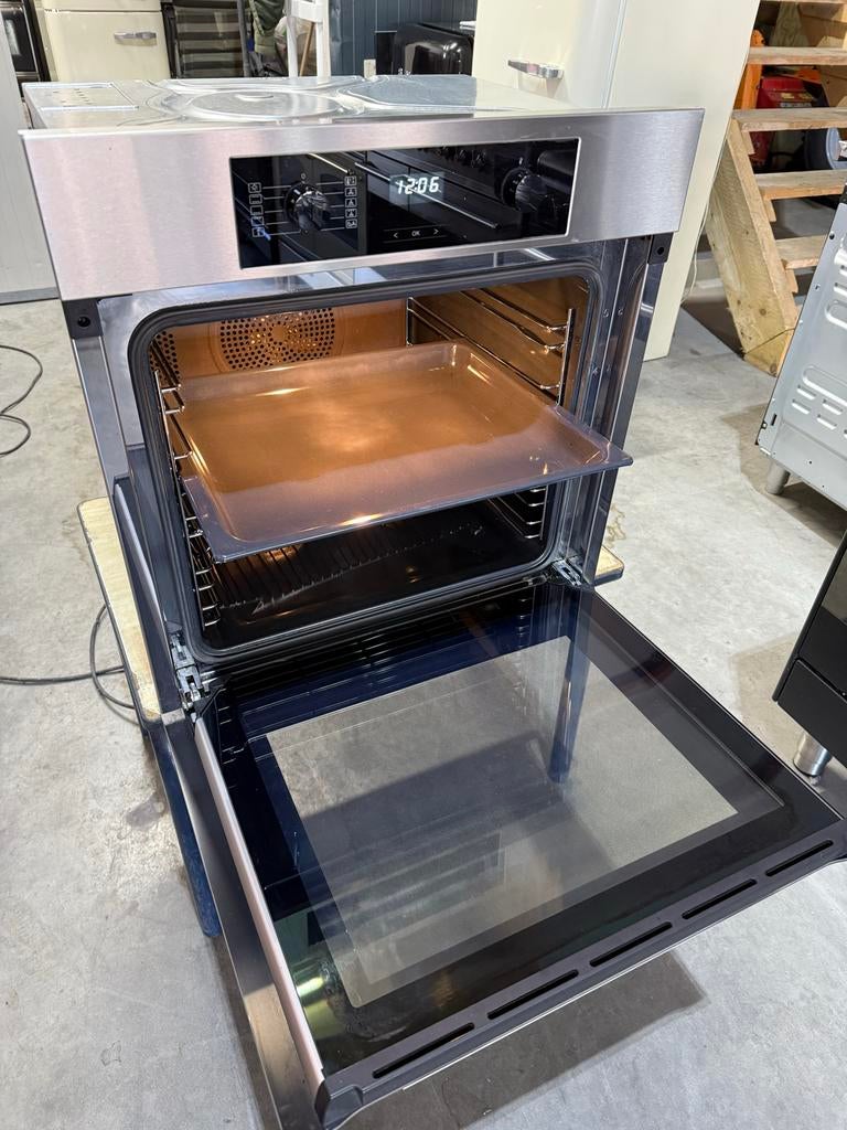 Miele Inbouw Oven - Zo goed als nieuw, Bella, Oven, Hete lucht, Ophalen of Verzenden