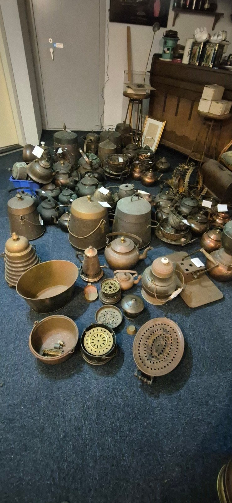 Grote collectie antieke koperen  doofpotten, tulband, ketels, Ophalen