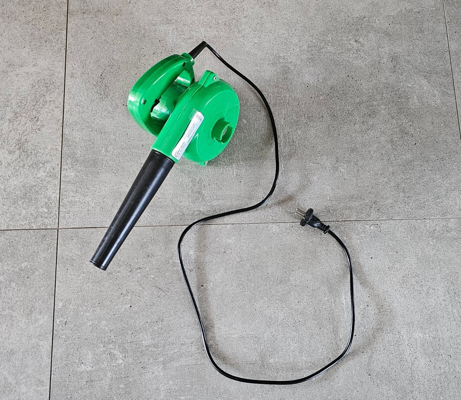 Compacte elektrische bladblazer/bladzuiger, Tuin en Terras, Gebruikt, Onbekend, Met zuigfunctie, Handgedragen