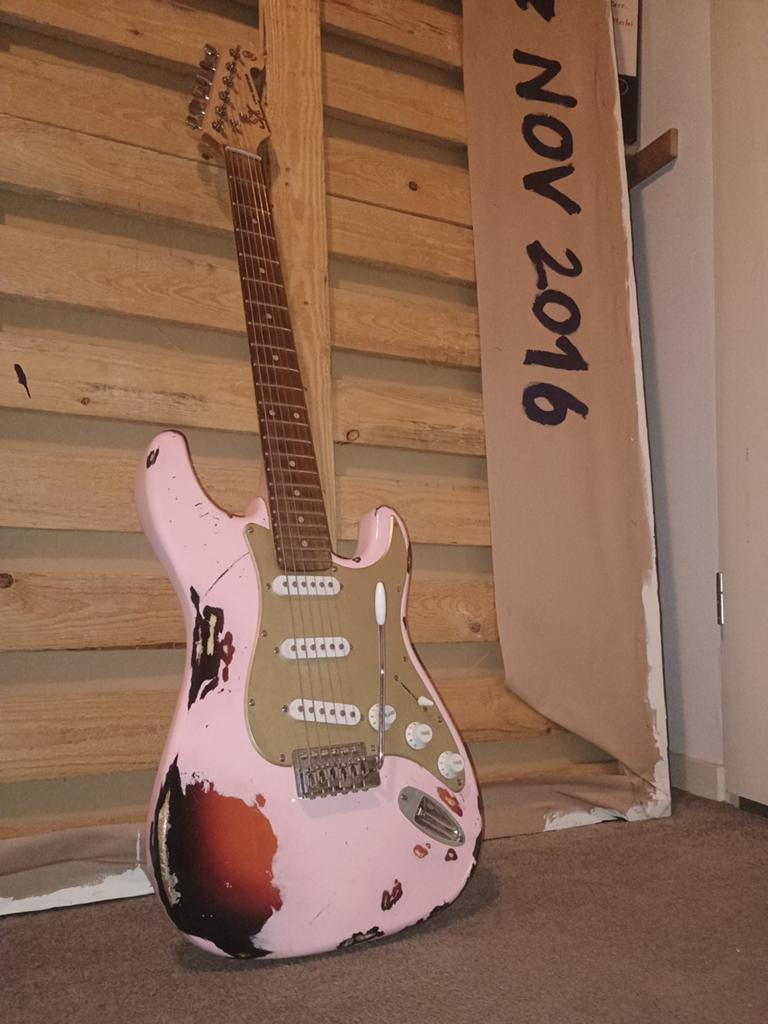 Te koop €99,- SX Strat of te ruil met shortscale bas, Ophalen of Verzenden, Gebruikt, Elektrisch