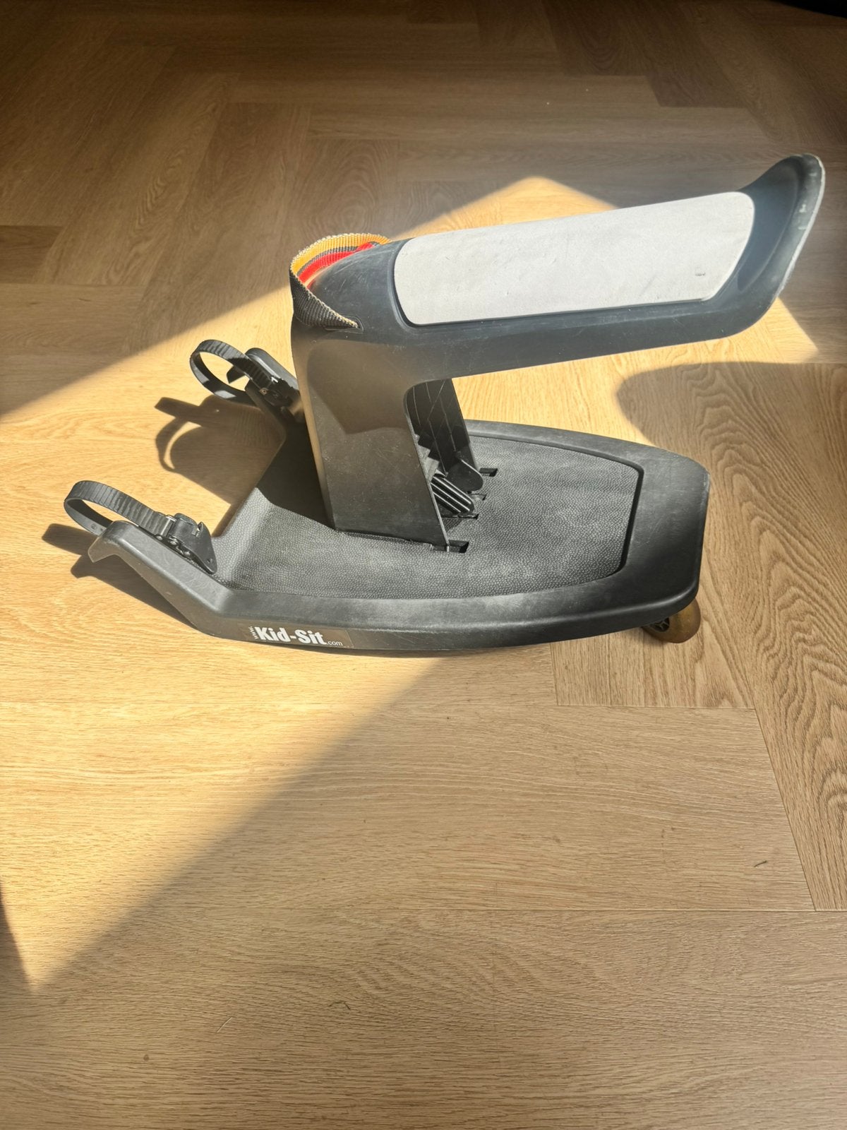 EVE Kids Kid-Sit Meerijdstoeltje/Meerijdplankje nette staat, Ophalen of Verzenden, Zo goed als nieuw, Overige merken