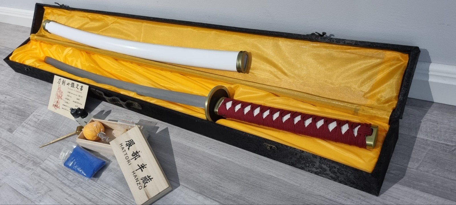 Scherp katana zwaard, samurai zwaarden, sabel, mes, dolk

Sc, Ophalen of Verzenden, Overige soorten, Azië, Zwaard of Sabel