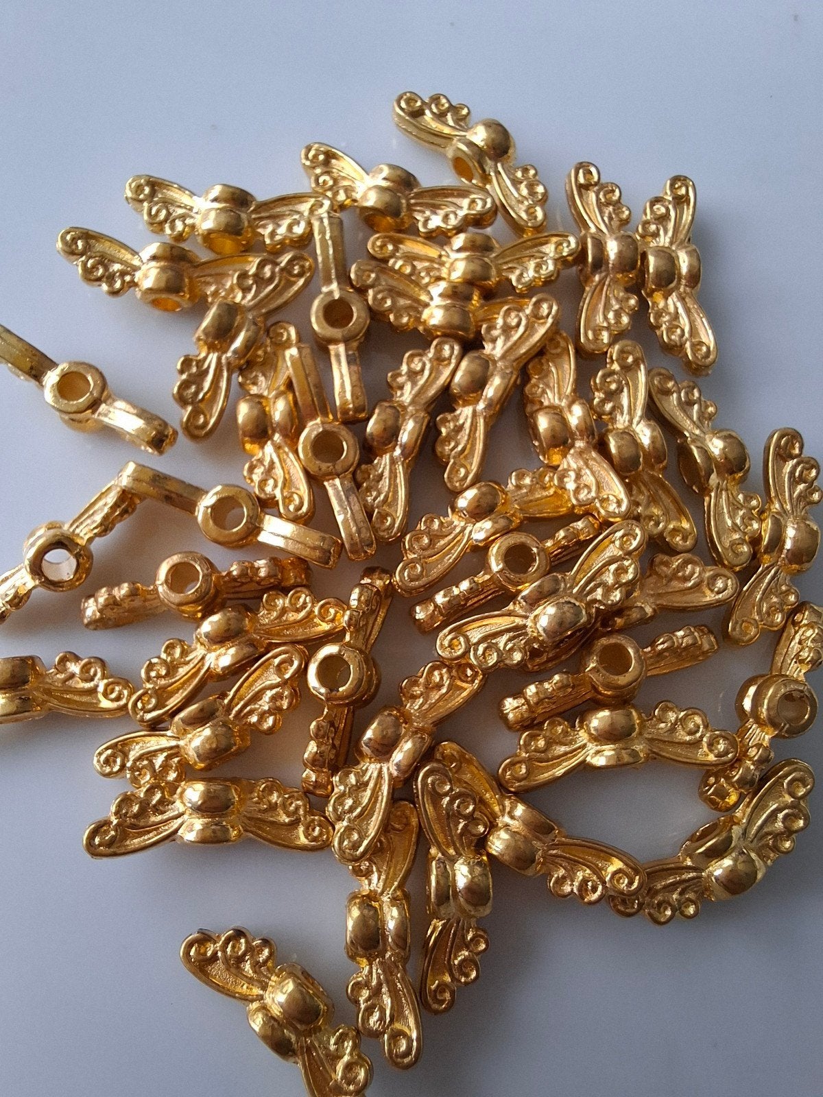40 stuks vleugel kralen metaal goud, Hobby en Vrije tijd, Kralen en Sieraden maken, -, -, Overige typen, Nieuw