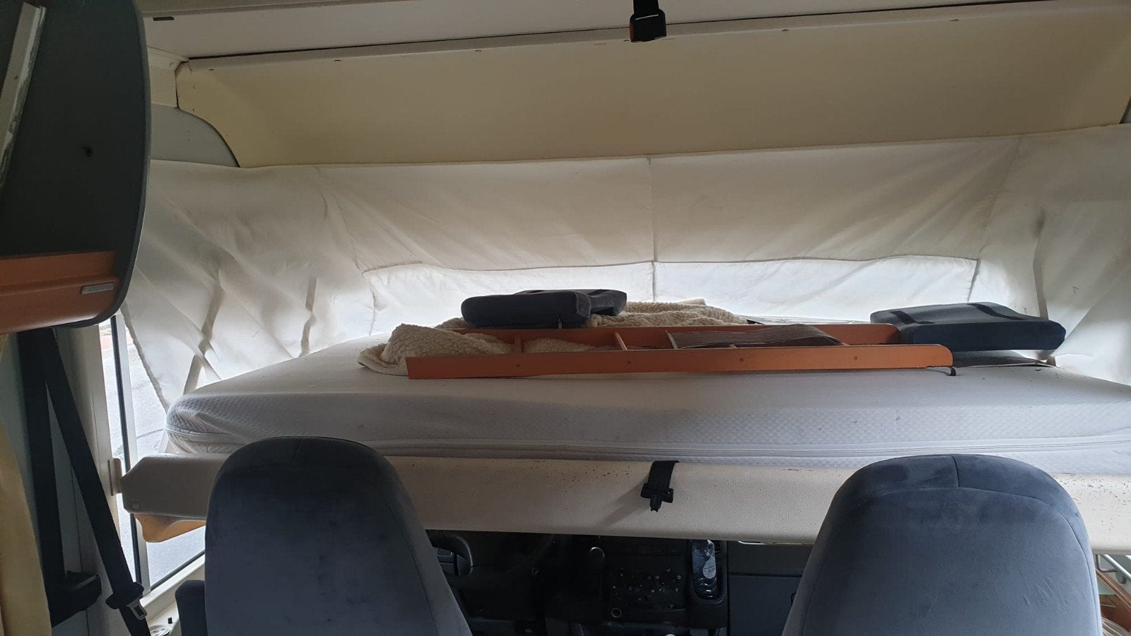 Foto 15 van Hymer B 564 Integraal Camper 2.8 JTD bouwjaar 2005