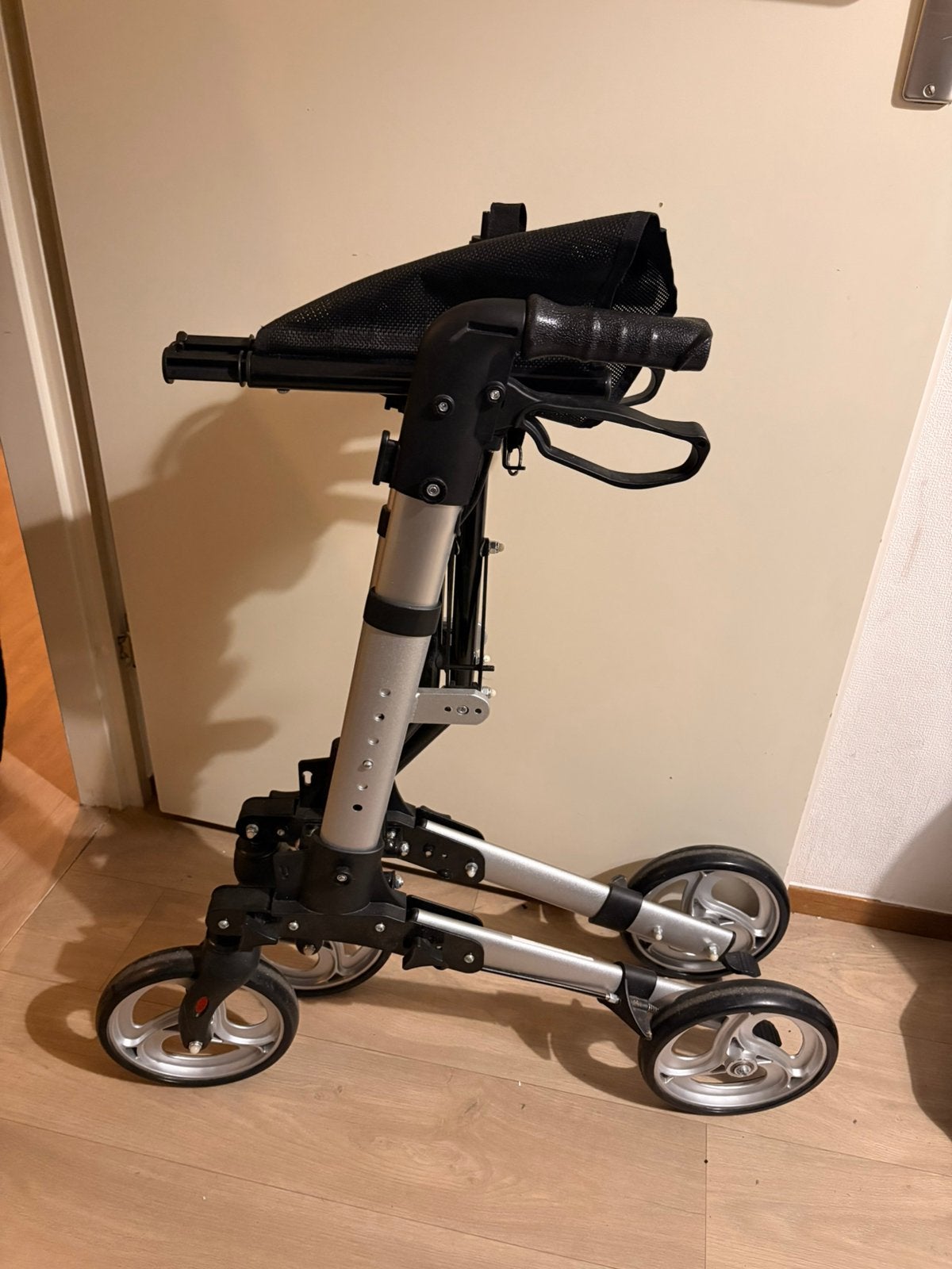 Rollator, Ophalen, Zo goed als nieuw