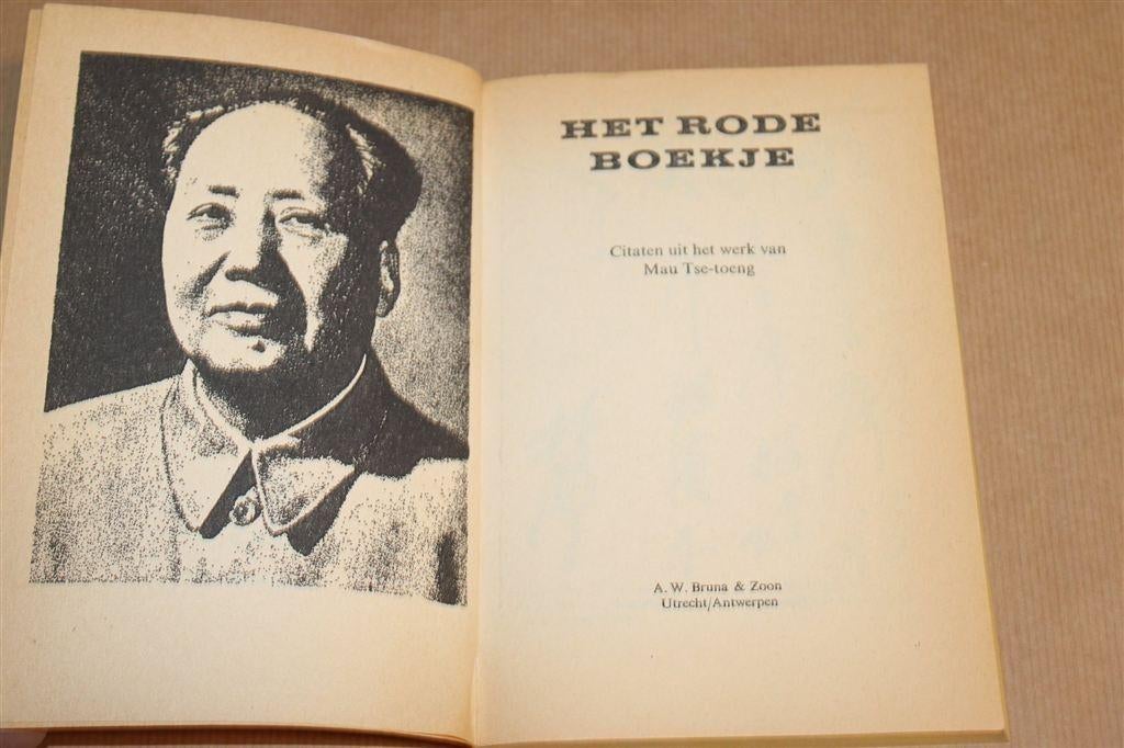 Het Rode Boekje — Mao Zedong Citaten Vintage 1967, Boeken, Verzenden, Gelezen