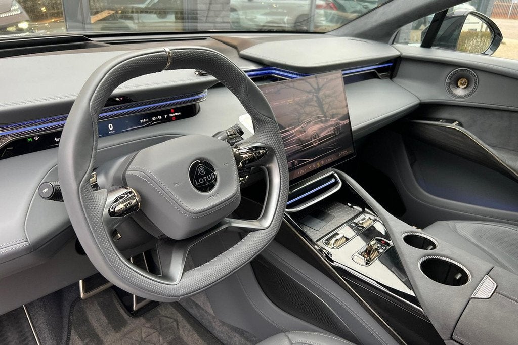 Lotus Eletre EDS 450 S 4WD 112 kWh I 126k NP I 5 j Gar., Auto's, Lotus, Zwart, Automatische klimaatregeling, 137 €/maand, Vierwielaandrijving