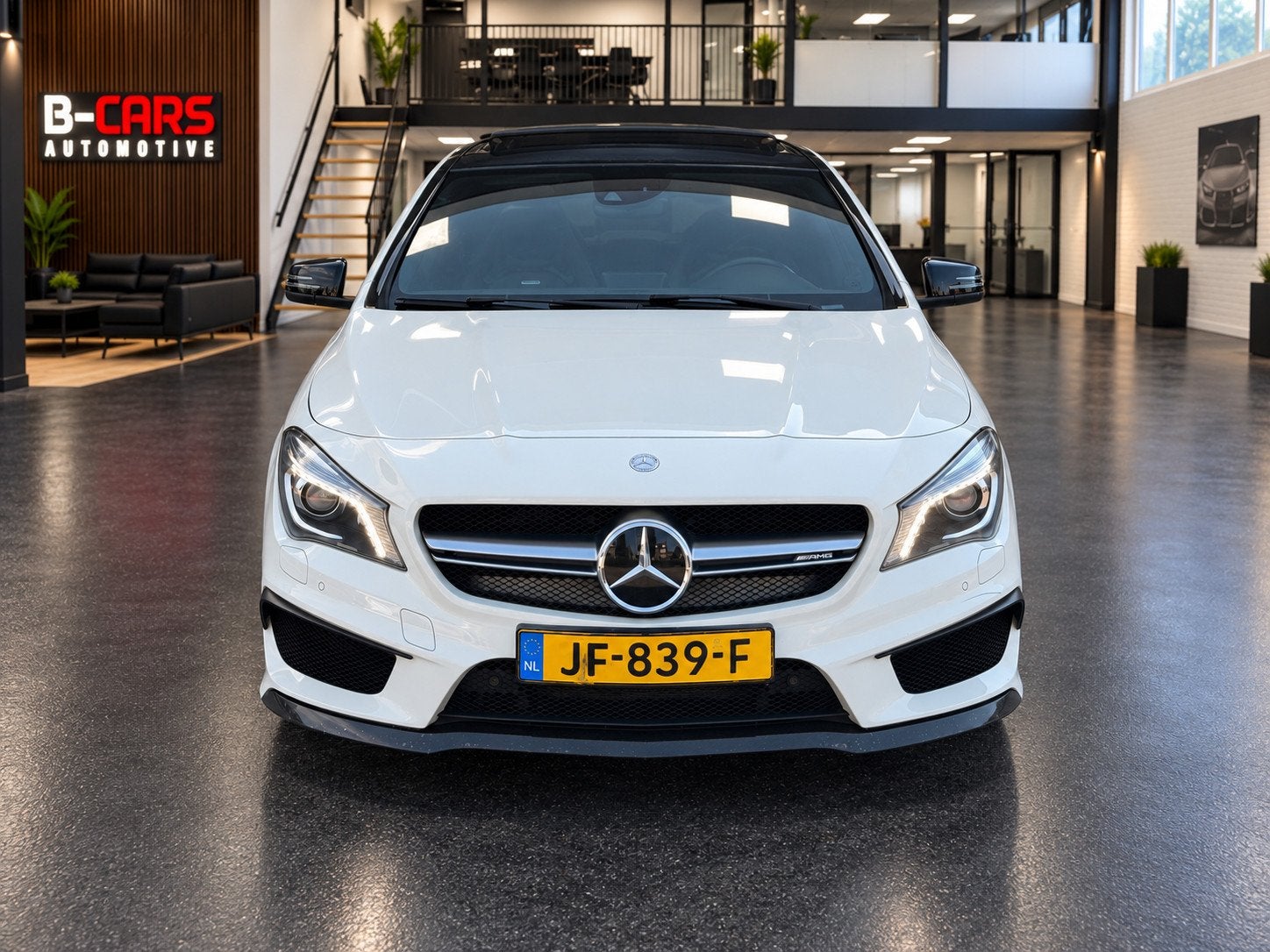 Mercedes-Benz CLA-klasse AMG 45 4MATIC Kuipstoel|Pano|Xenon|, Automaat, CLA, Bi-Xenon koplampen, Gebruikt