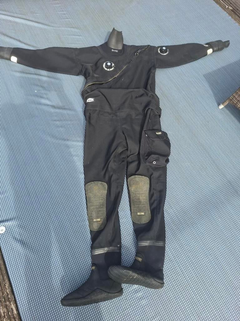 Bare Trilaminaat Droogpak XLT - Ideaal voor Koud Water, Watersport en Boten, Ophalen, Gebruikt, Duikpak