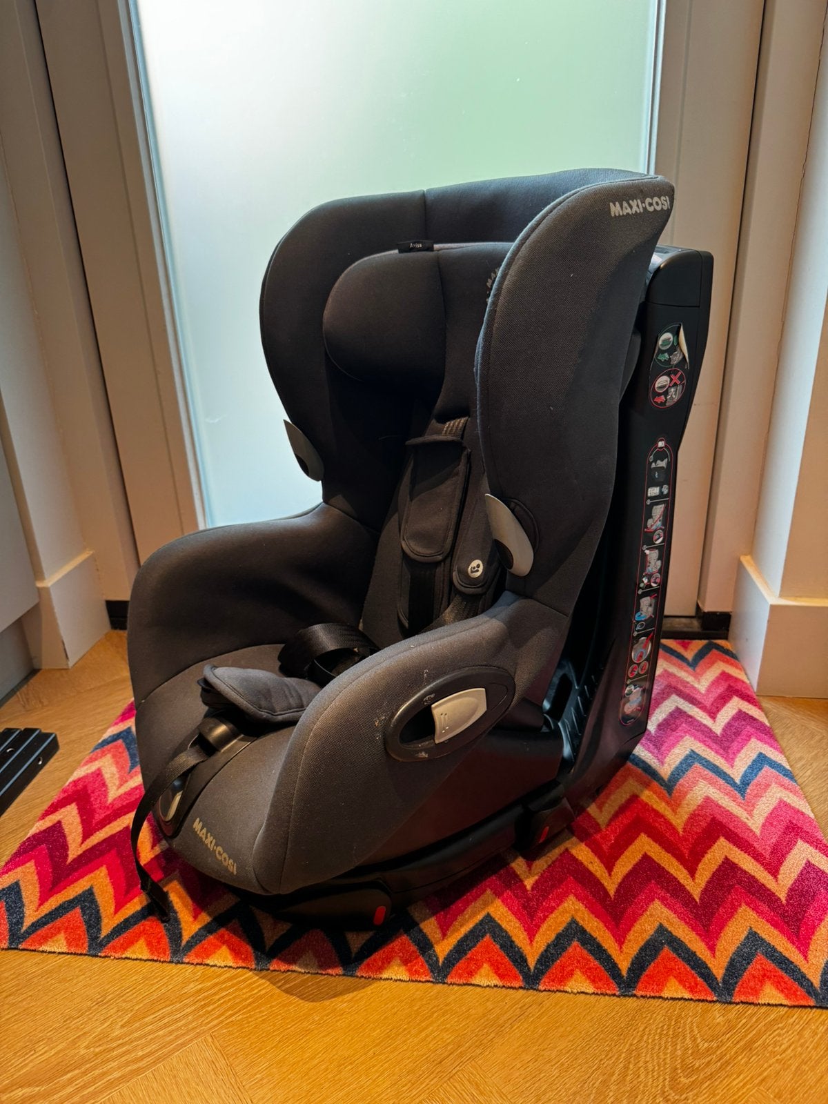 Maxi-cosi axiss draaibare autostoel, Ophalen, Autogordel, 9 t/m 18 kg, Zo goed als nieuw