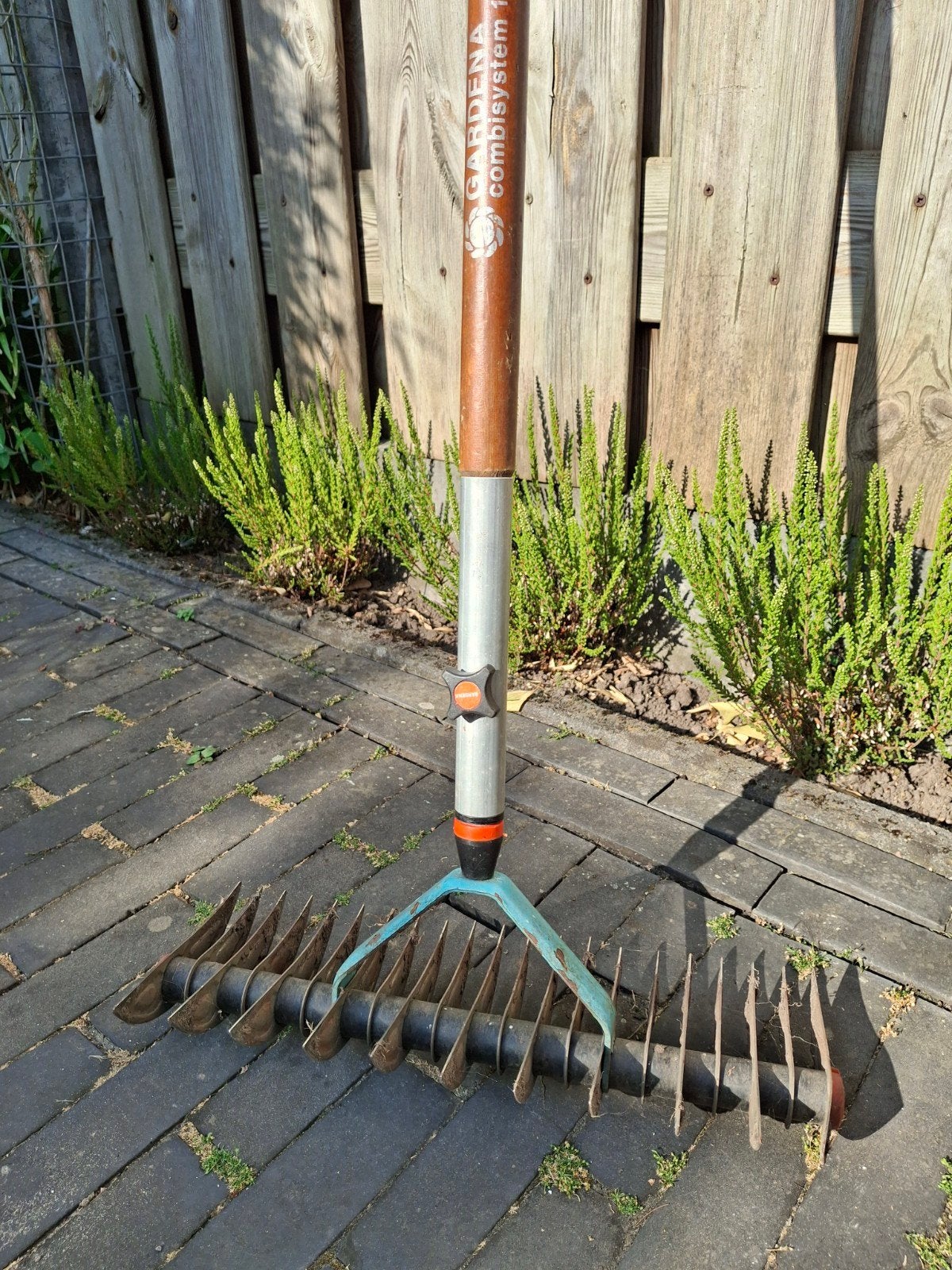 Gardena Combisystem Hark met steel 180 cm, Tuin en Terras, Ophalen, Gebruikt, Hark, Gardena