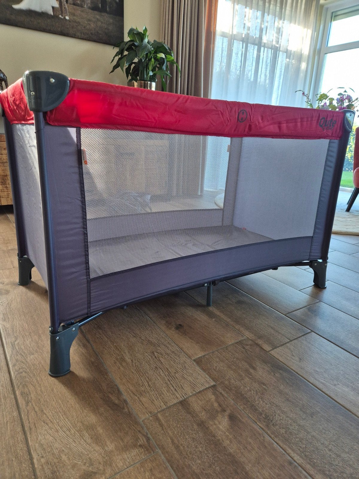 Qute Q-sleep campingbedje/reisbedje, Ophalen, Zo goed als nieuw, Rechthoekig