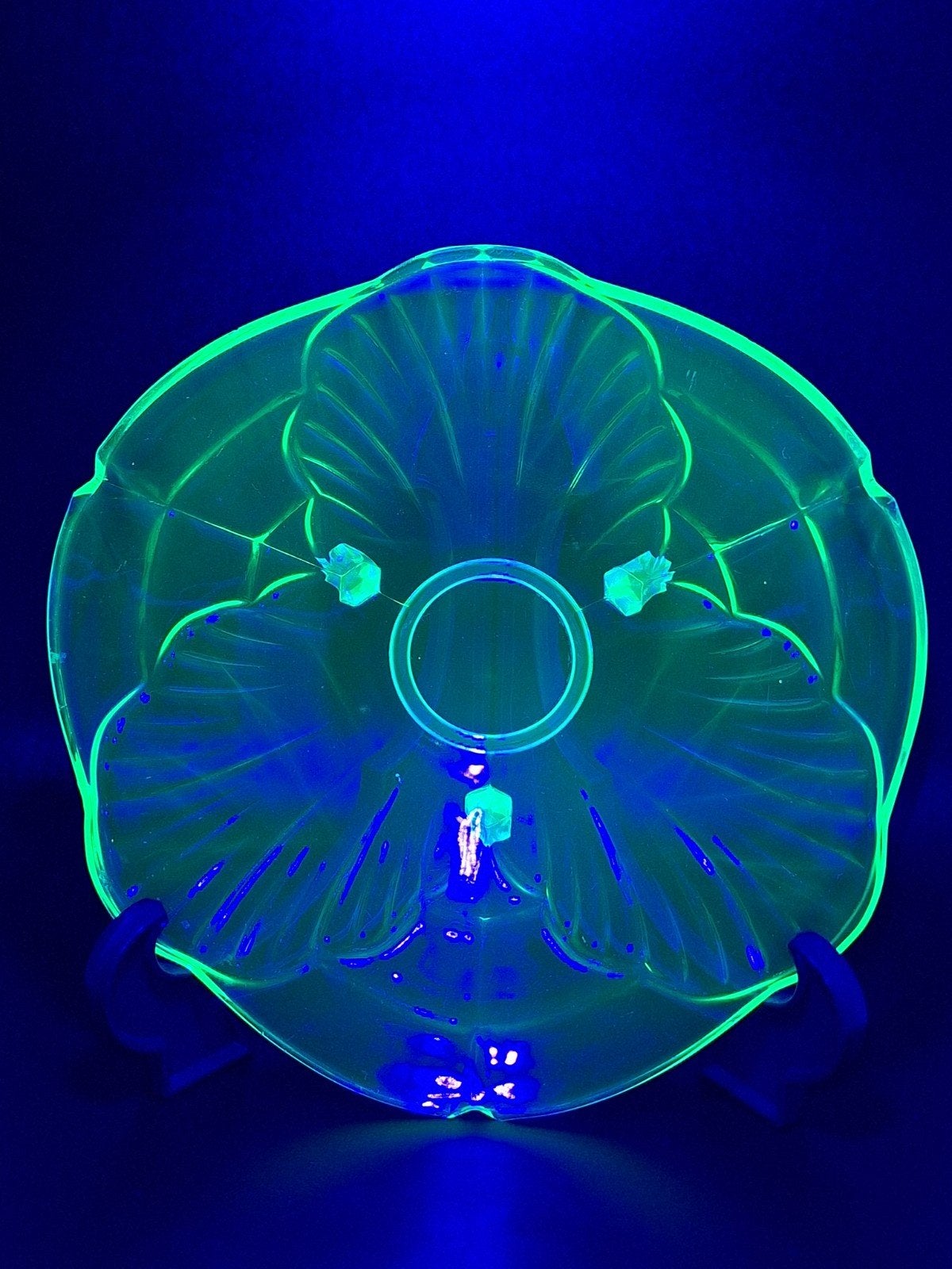 Vintage Uranium Glas Schaal - Groen, Voetjes, Goede Staat, Ophalen