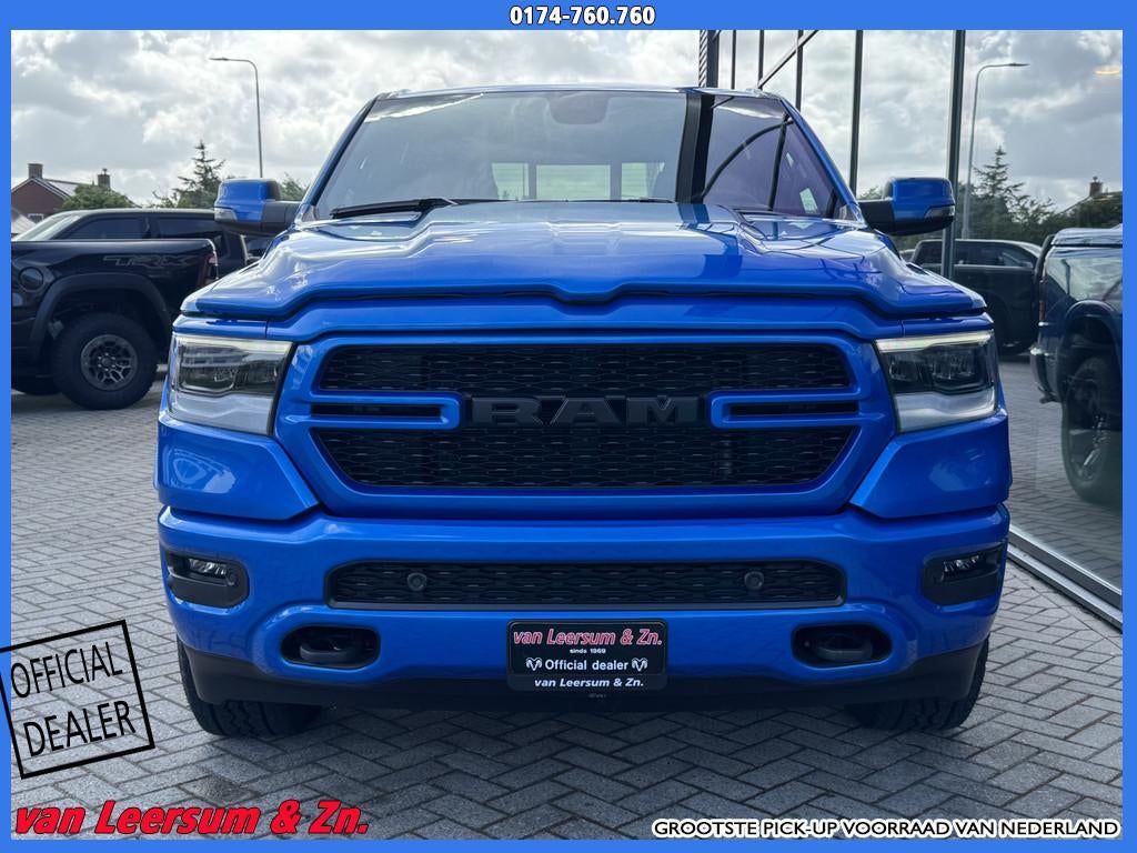 Dodge Ram 1500 V8 Built to Serve | Hydro Blue | Achteruitrij, Auto's, Automaat, Gebruikt, 5654 cc, Blauw