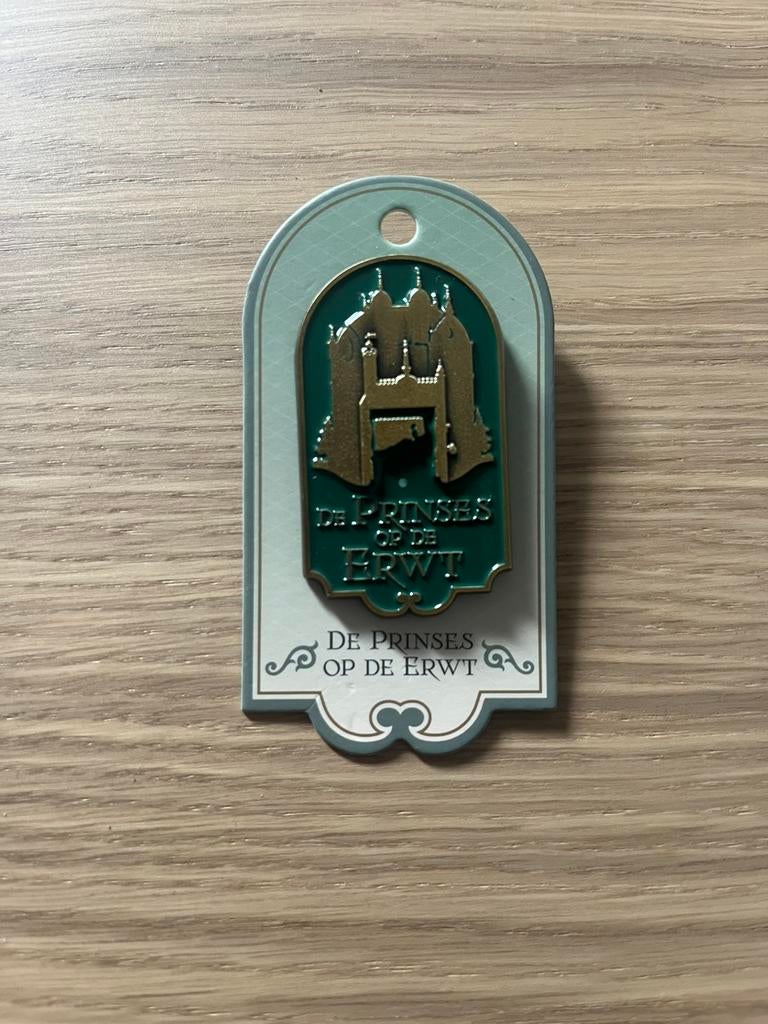 Efteling pin De Prinses op de Erwt, Ophalen of Verzenden, Nieuw, Button of Speldje