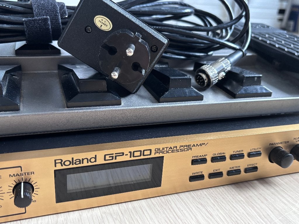 Roland GP-100 + FC-200, Ophalen, Gebruikt, Gitaar, Minder dan 50 watt