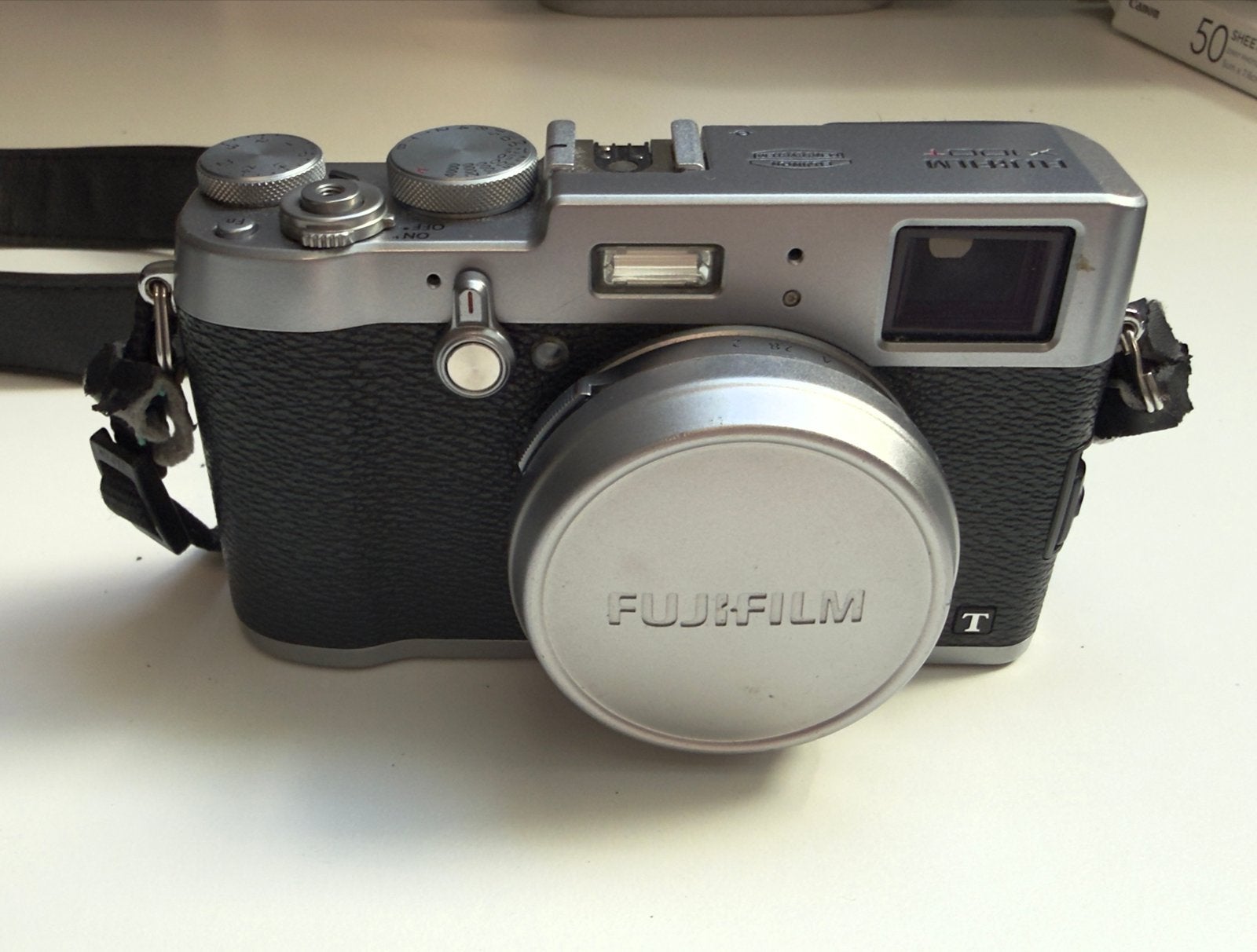 Fujifilm X100T Compactcamera met tas, Ingebouwde flitser, Gebruikt, 16 megapixels, Ophalen of Verzenden