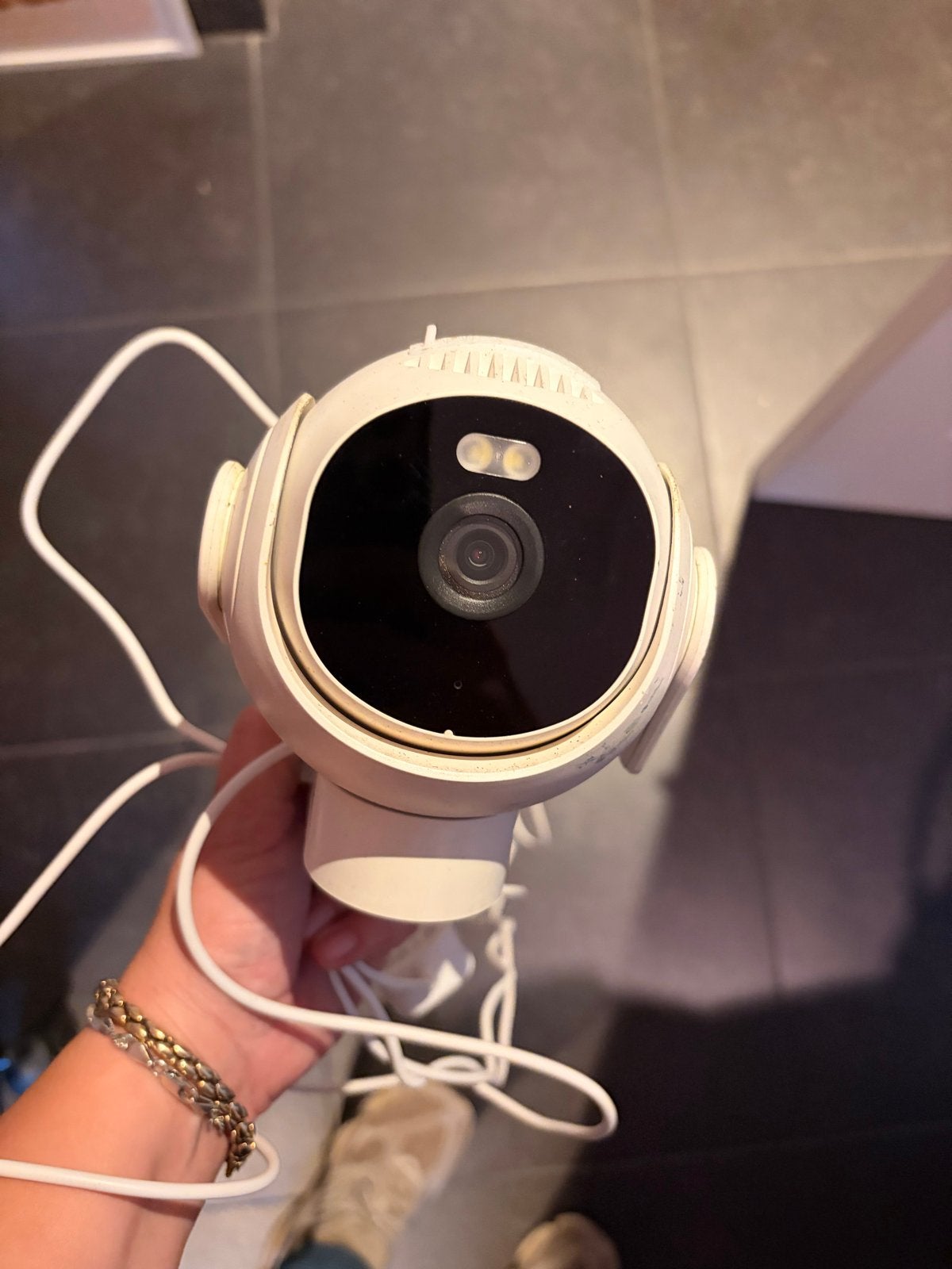 Buiten camera met wifi en SD kaart ondersteuning, Ophalen of Verzenden, Gebruikt, Buitencamera