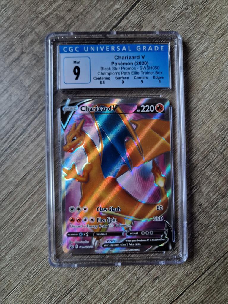 Charizard V Black Star Promo CGC 9 Mint Pokémon Kaar, Ophalen of Verzenden