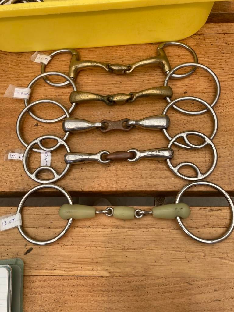 Diverse bitten . Van 10,5 t/m 14,5 cm ook appel bitten enz, Ophalen of Verzenden, Zo goed als nieuw, Overige soorten