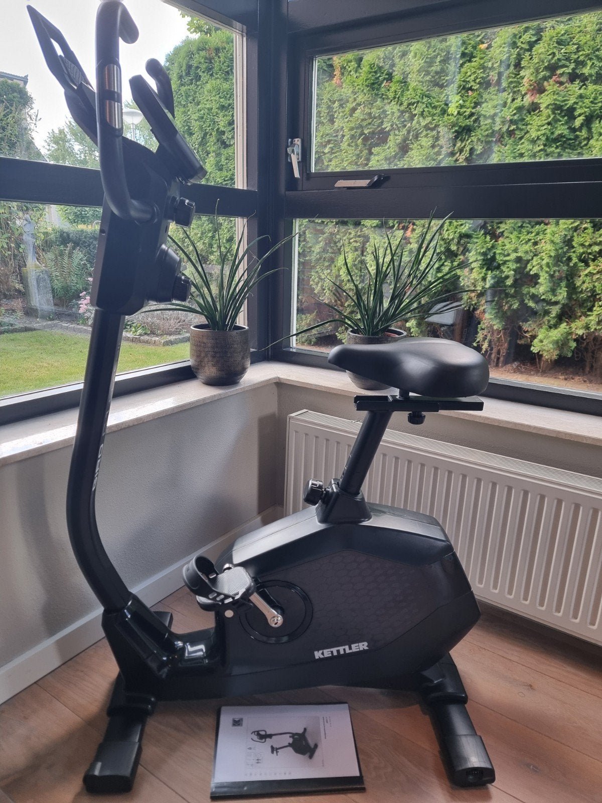 Hometrainer Kettler. Lage instap. Max.130 kg., Ophalen, Zo goed als nieuw, Hometrainer