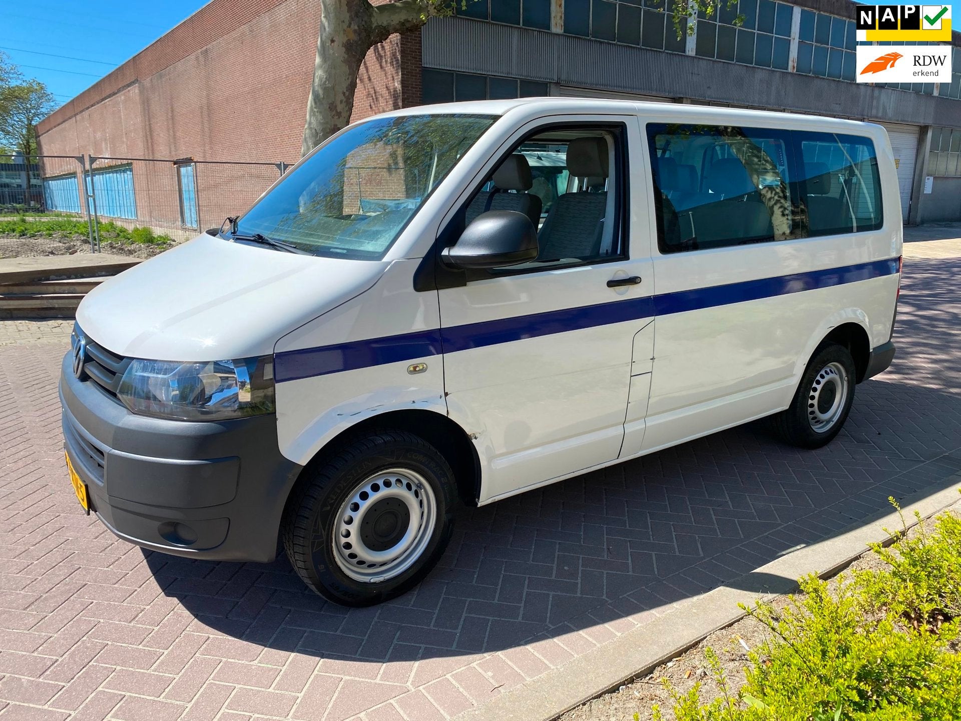 Volkswagen Transporter Kombi 2.0 TDI L1H1 / Airco / 9 Person, Auto's, Voorwielaandrijving, Euro 5, Stof, Gebruikt
