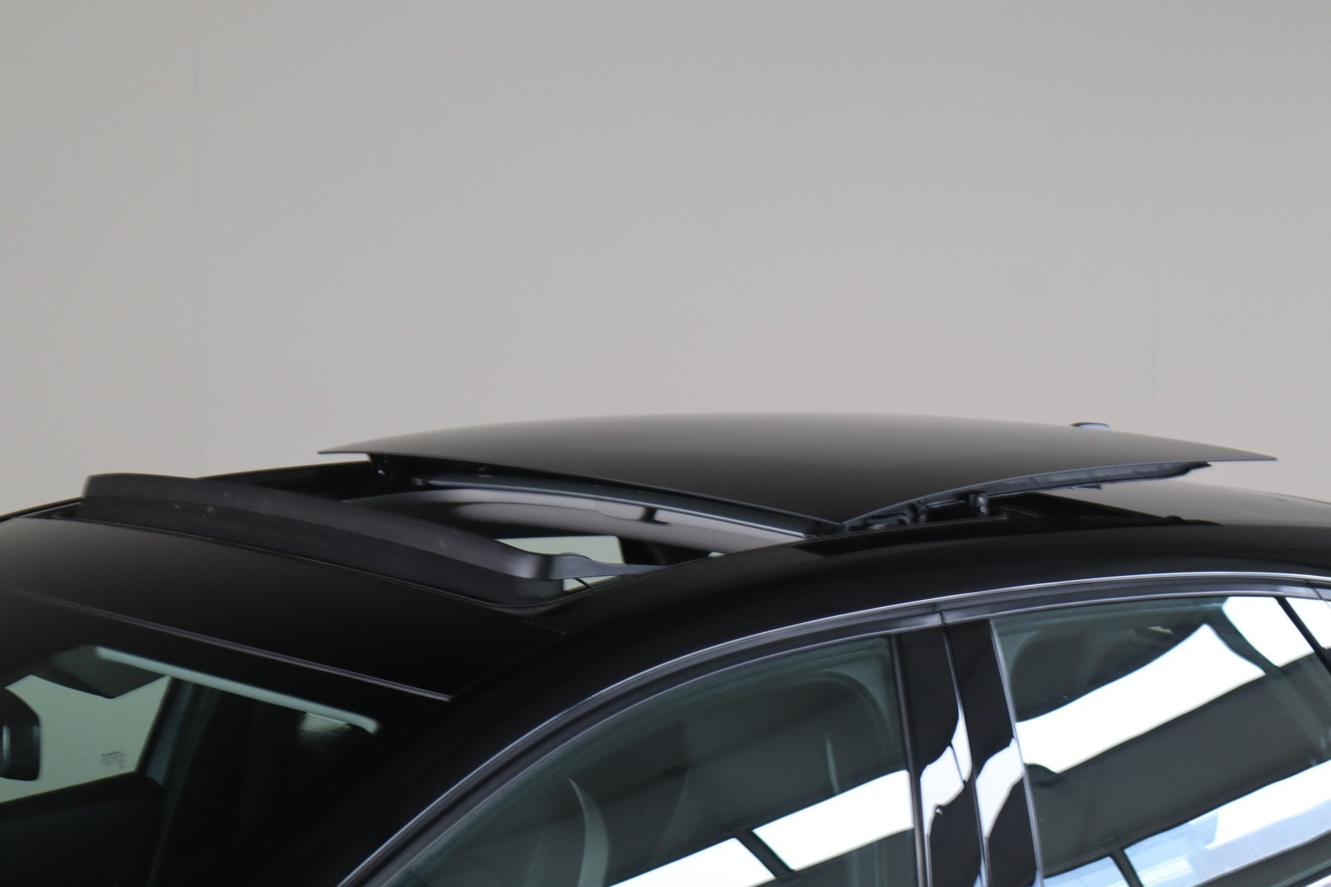 Renault Captur 1.6 E-Tech Plug-in Hybrid 160 Serie Limitée, Auto's, 77 km/l, Gebruikt, 4 cilinders, Plug-in hybride