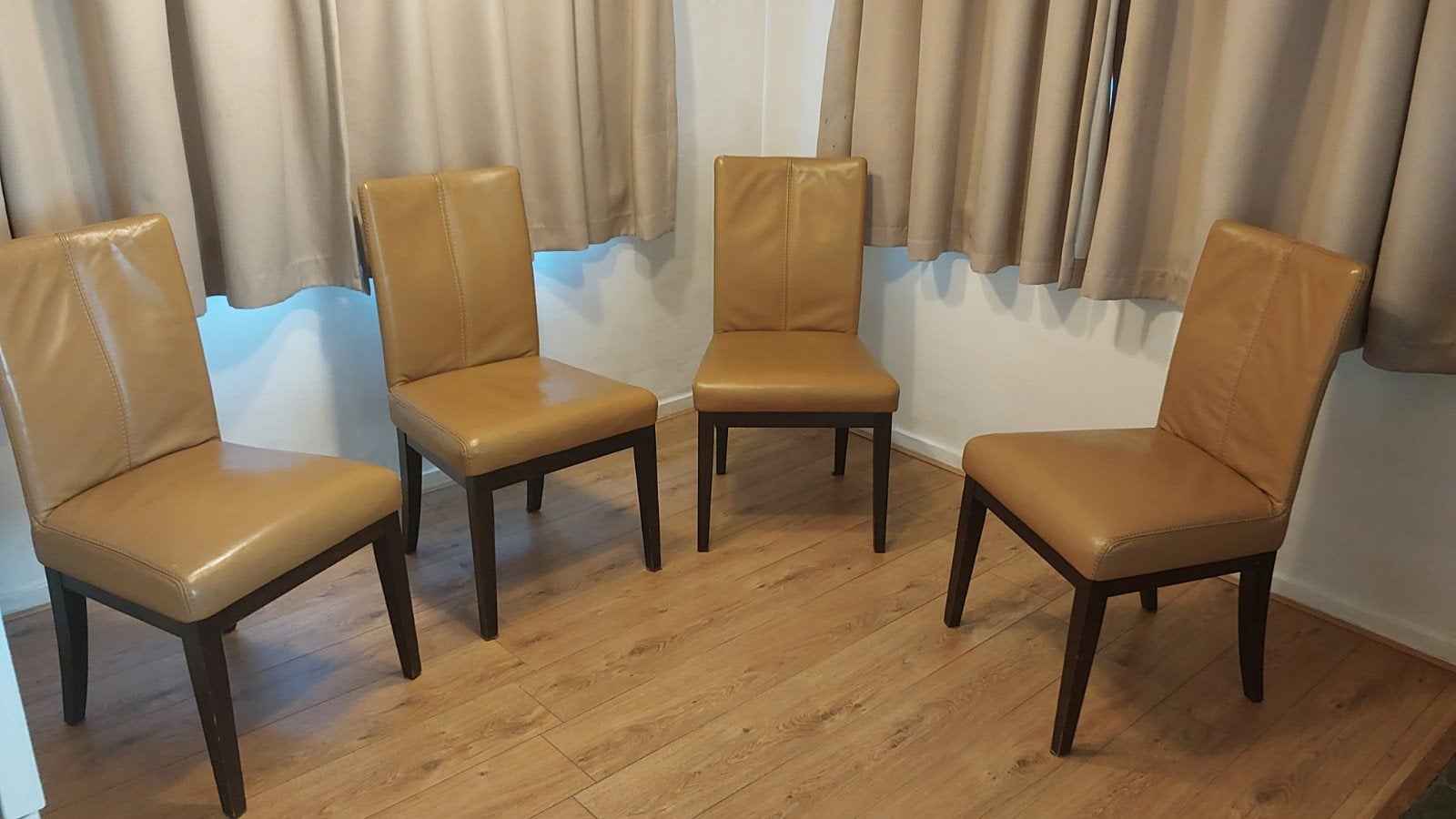 4 eetkamerstoelen, Ophalen, Zo goed als nieuw, Vier