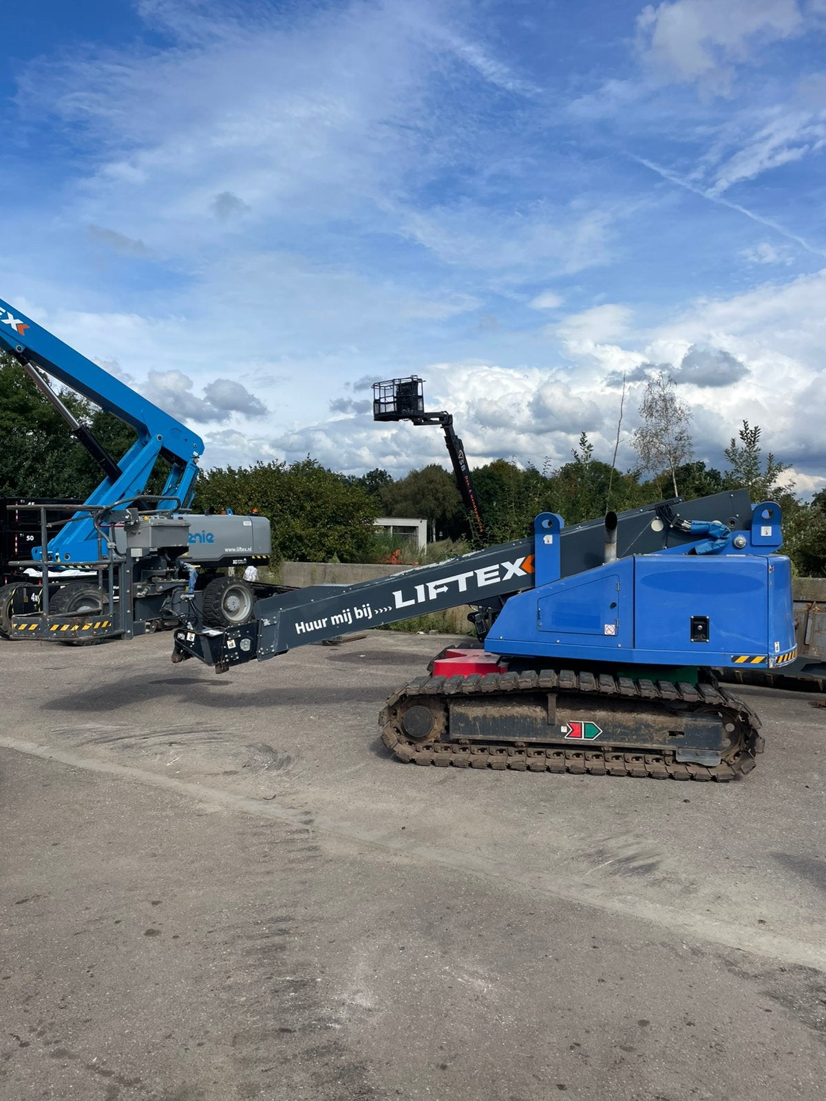 Aichi rups telescoop hoogwerker, Ophalen, Hoogwerker