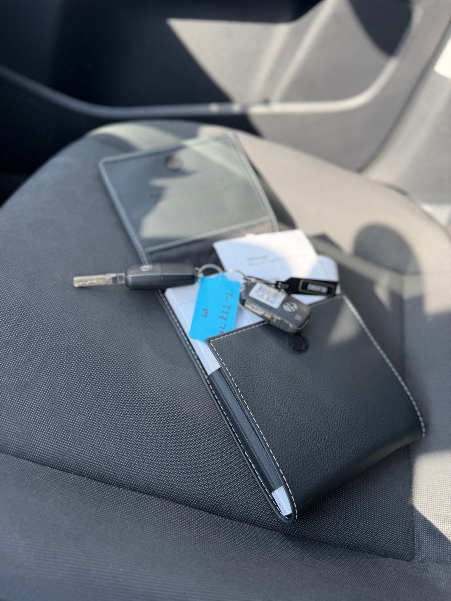 Foto 12 van Volkswagen Up! 1.0 5 Drs Airco Elak Pakket Donker glas