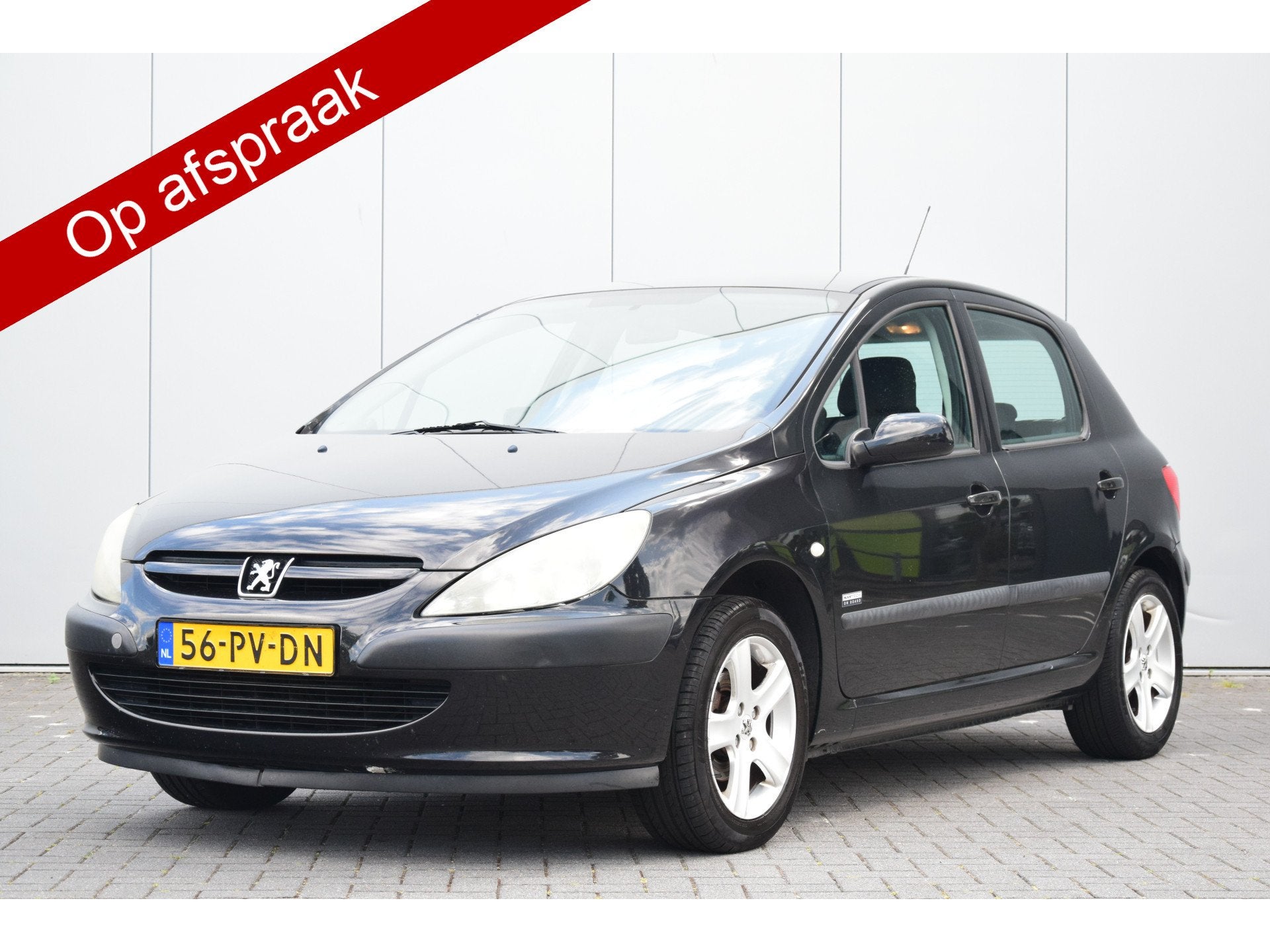 Peugeot 307 1.6-16V Navtech Ecc Cruise Trekhaak (bj 2005), Voorwielaandrijving, Stof, Gebruikt, Zwart