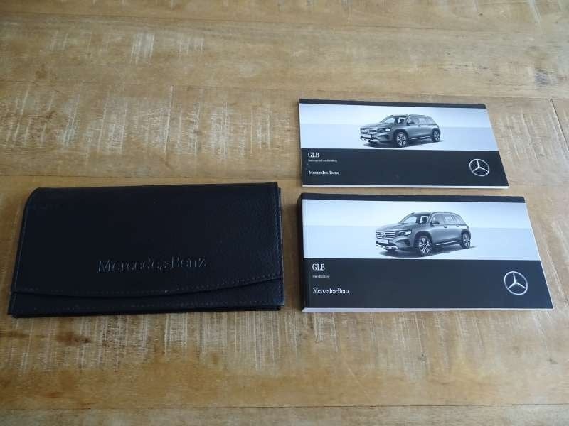 Mercedes GLB - Map Handleidingen - Onderhoudsboeken - NL, Verzenden