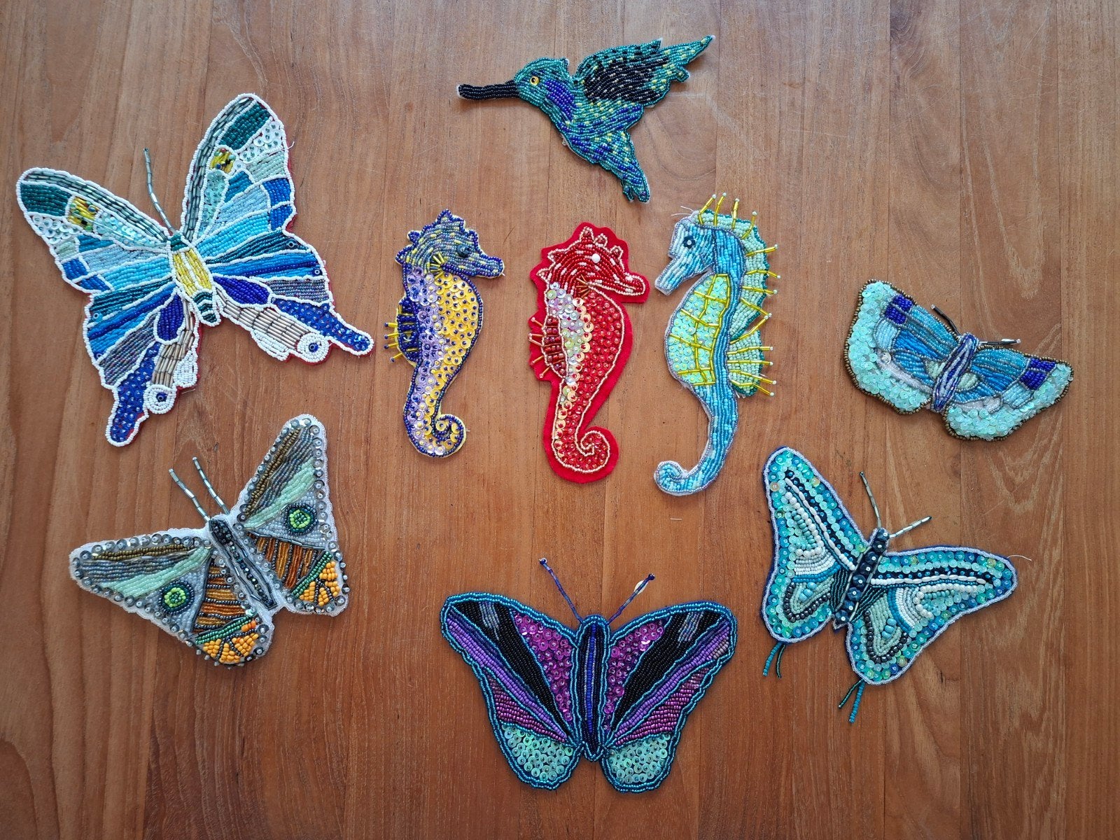 zelfgemaakte vlinders en zeepaardjes., Ophalen of Verzenden, Nieuw, Borduurpakket