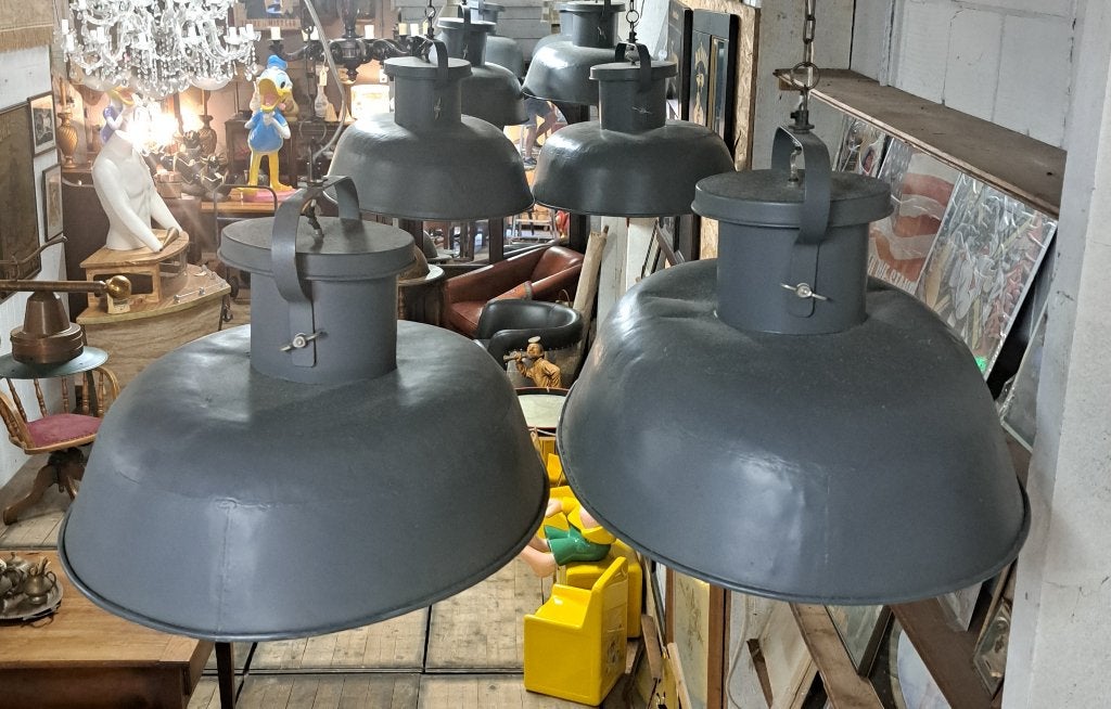 Industrielle ovale hanglampen grijs oud en metaal 68 x 50 cm, Antiek en Kunst, Antiek | Lampen, Ophalen